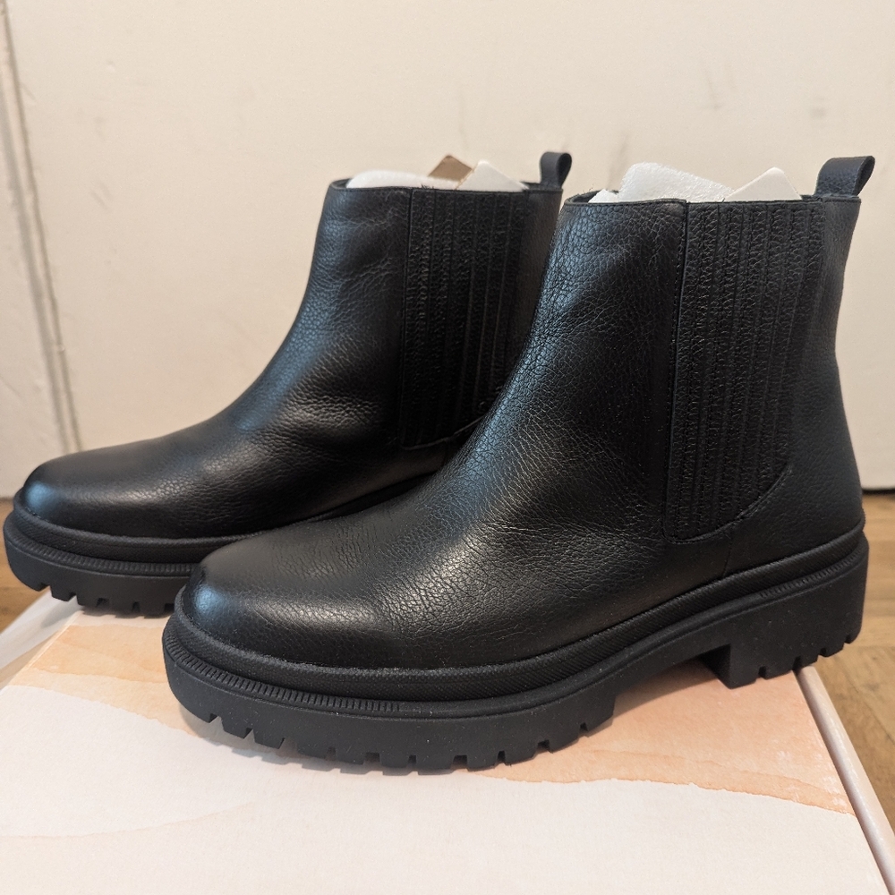 Black Leather Chelsea Boots